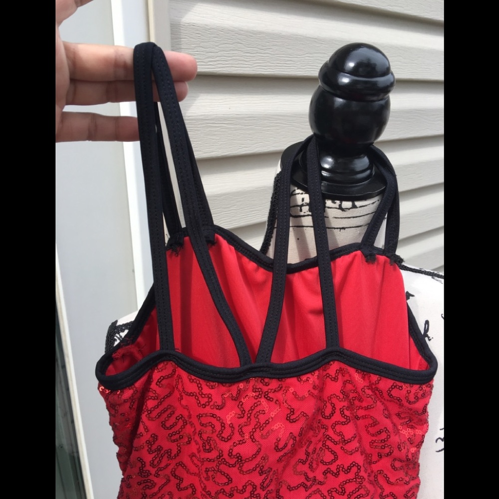 Costume - Picture 3 of 5